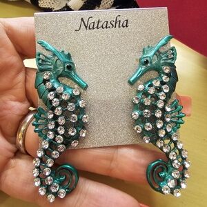 Bnwt Natasha seahorse jeweled earrings